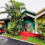 Rashnik Villas & Reosrt Anjuna With Pool & Kitchen