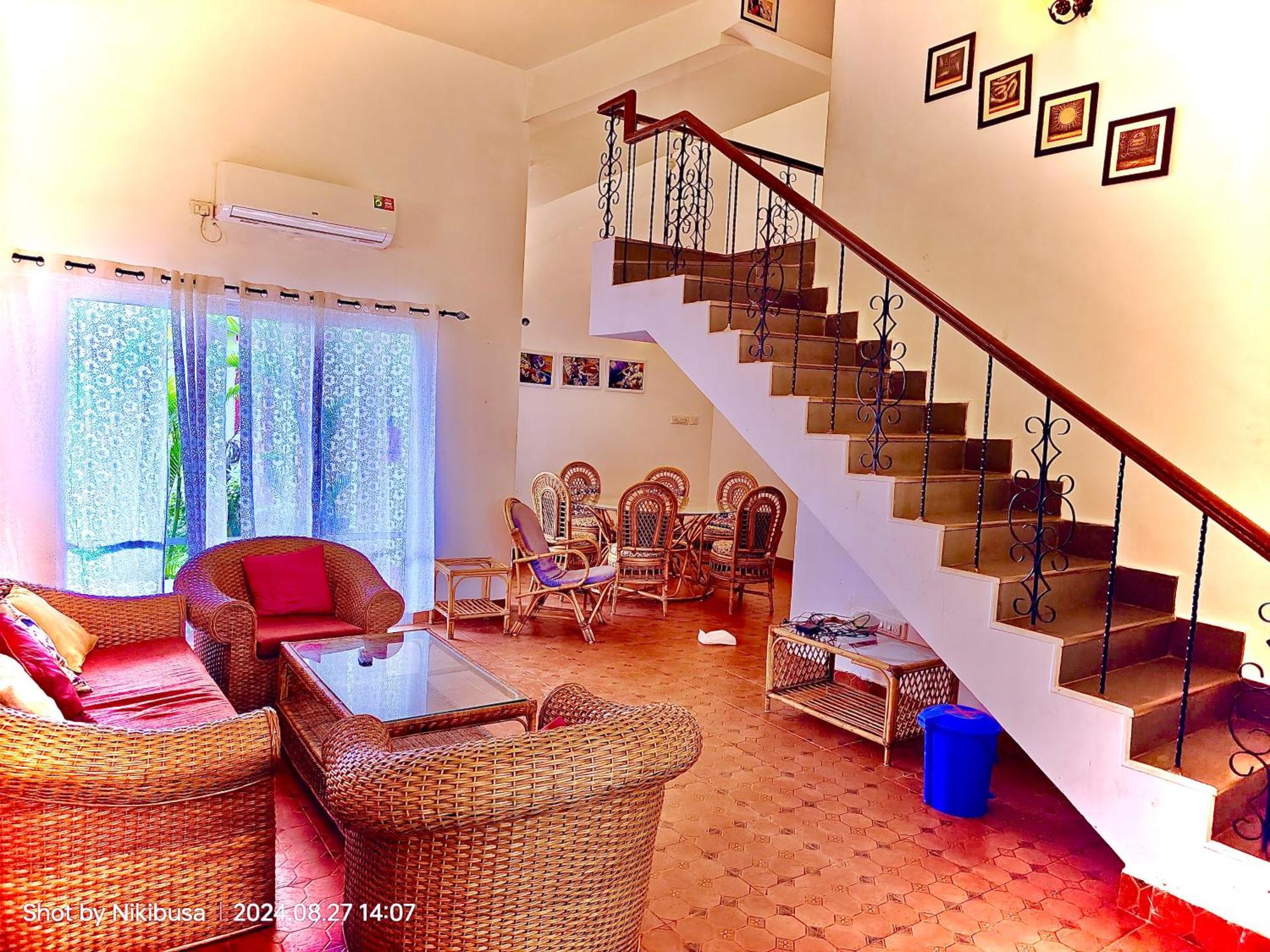 Rashnik & Reosrt With Pool & Kitchen Anjuna