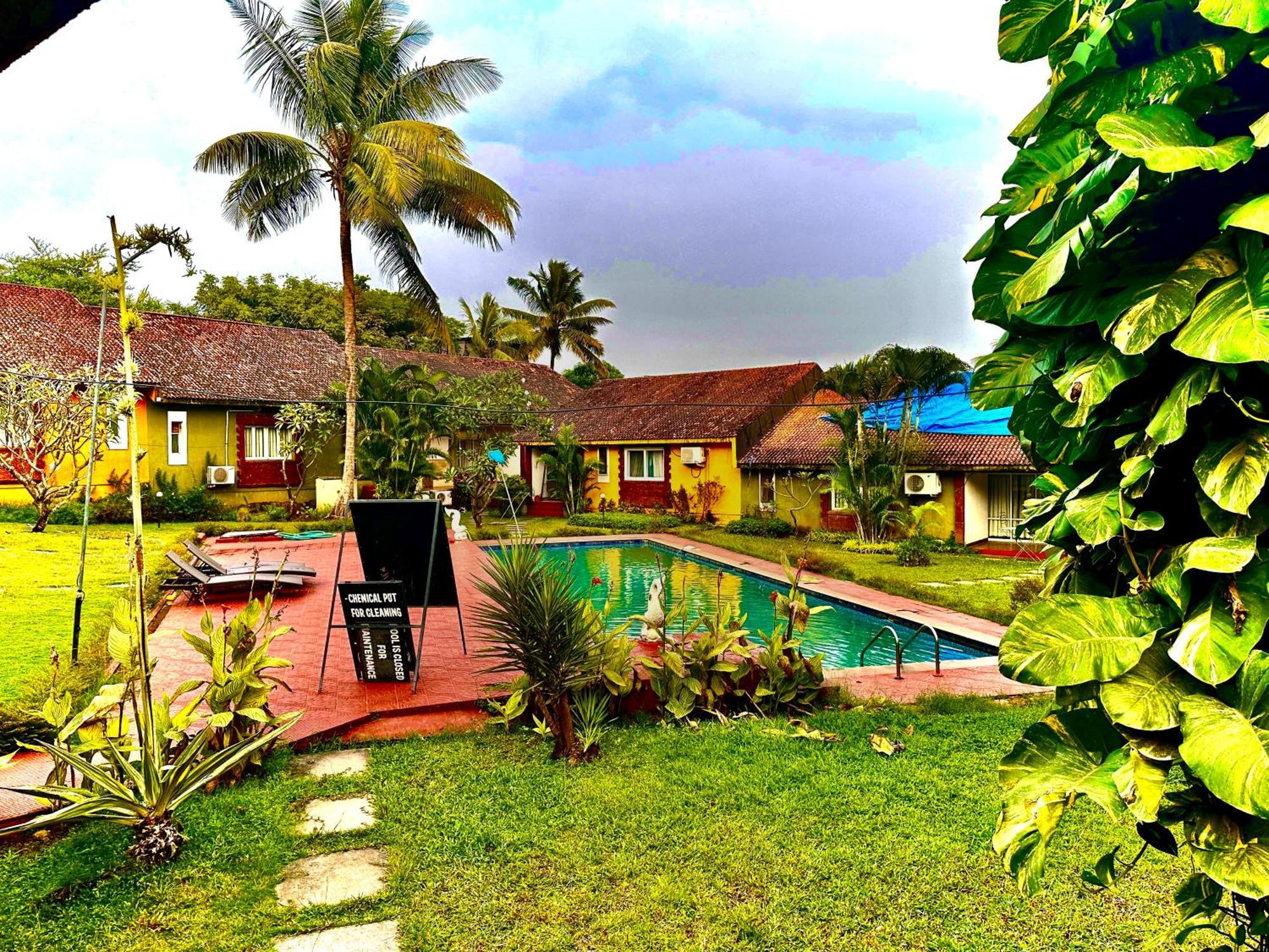 Rashnik & Reosrt With Pool & Kitchen * Anjuna