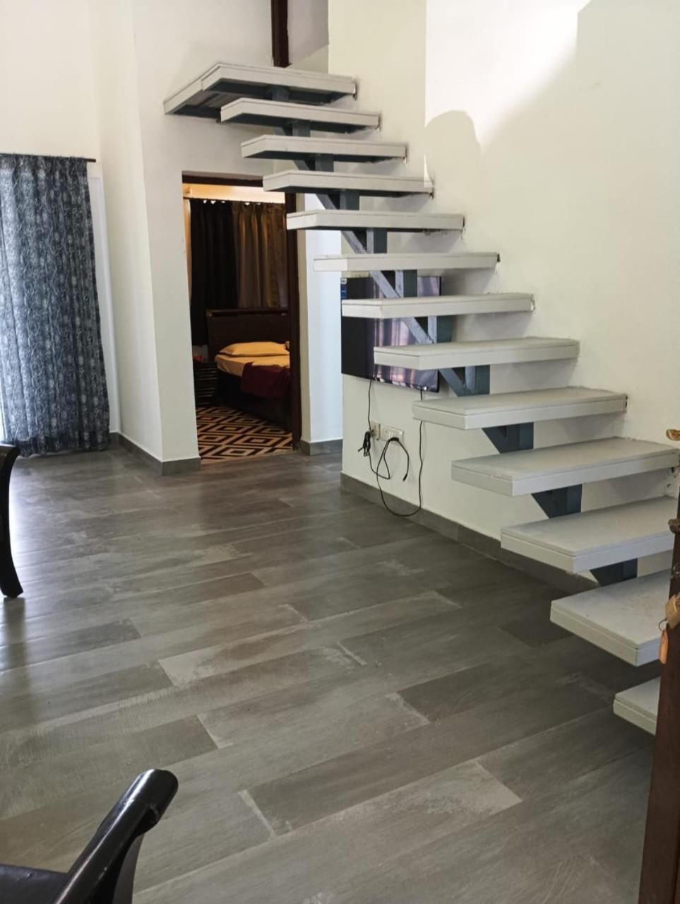 Villa Rashnik & Reosrt With Pool & Kitchen *