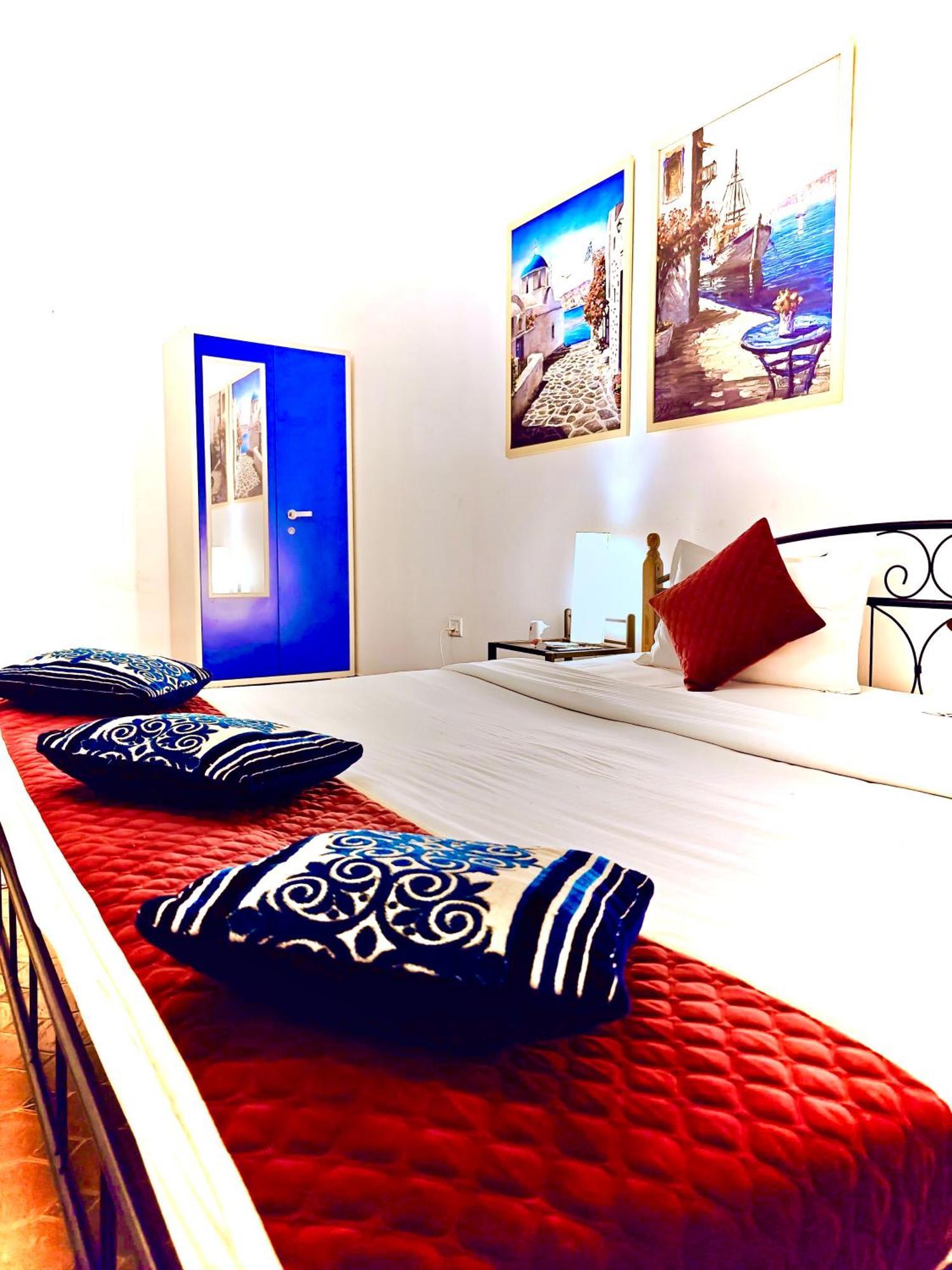 Rashnik & Reosrt With Pool & Kitchen Villa *